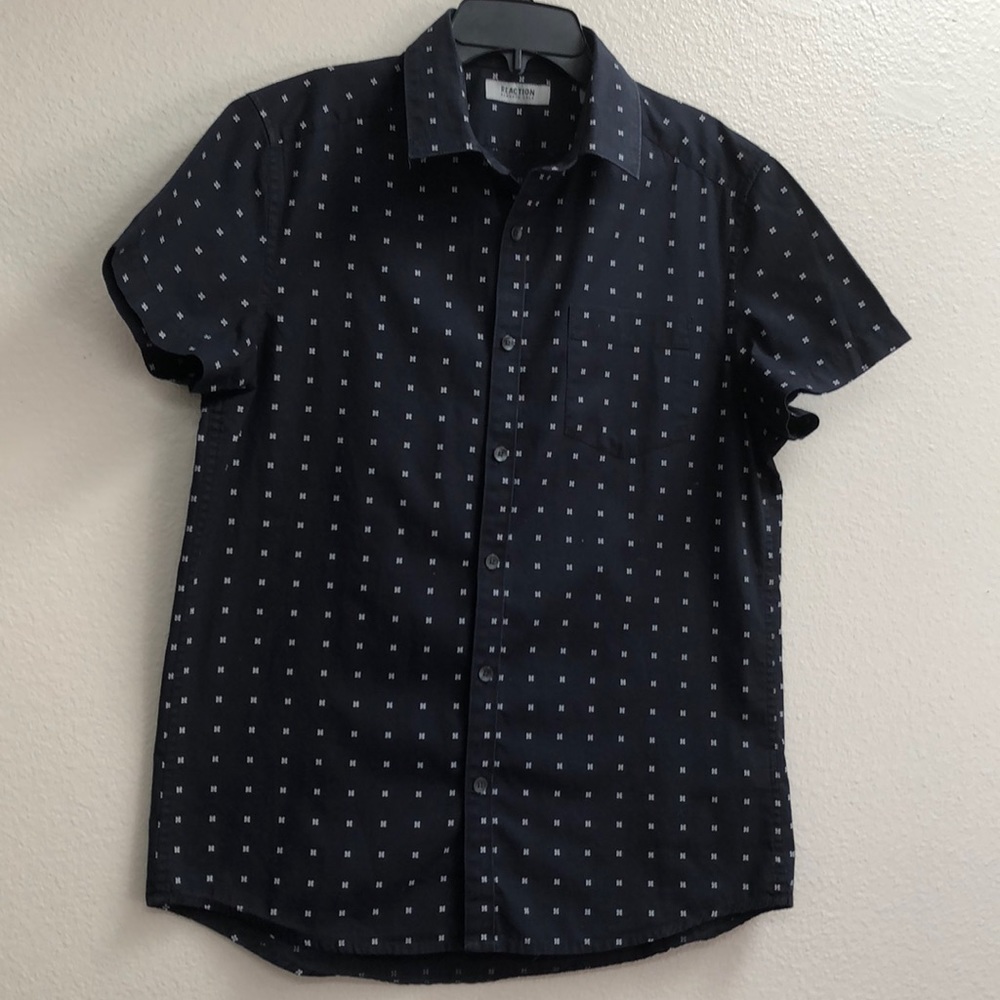 Reaction Kenneth Cole Shirt